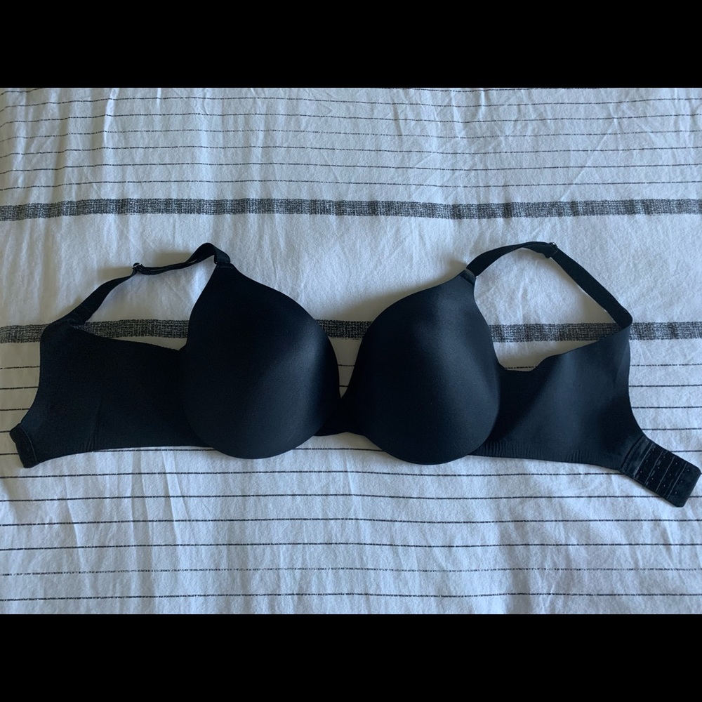 ✨ 2 for $30✨ La Vie en Rose Sleekback full coverage bra